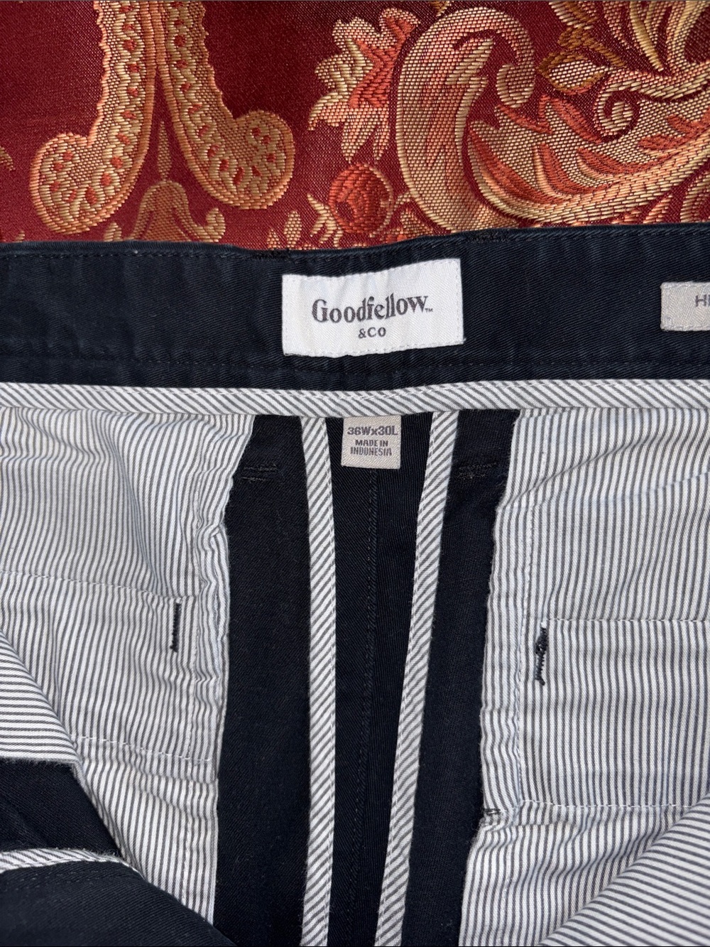 Goodfellow Classic Black Men's Chino Pants - Picture 3 of 4